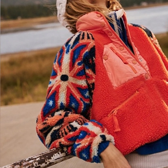 Free People Geometric Orange Hit The Slopes Pullover Quarter Snap Sherpa XS - Picture 7 of 9